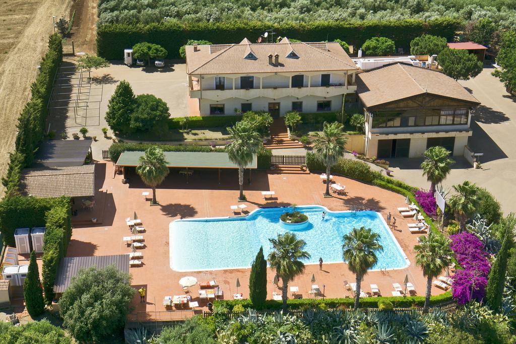 Tenuta Colle Degli Ulivi ซีบารี ภายนอก รูปภาพ