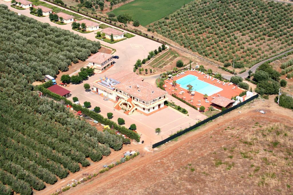 Tenuta Colle Degli Ulivi ซีบารี ภายนอก รูปภาพ
