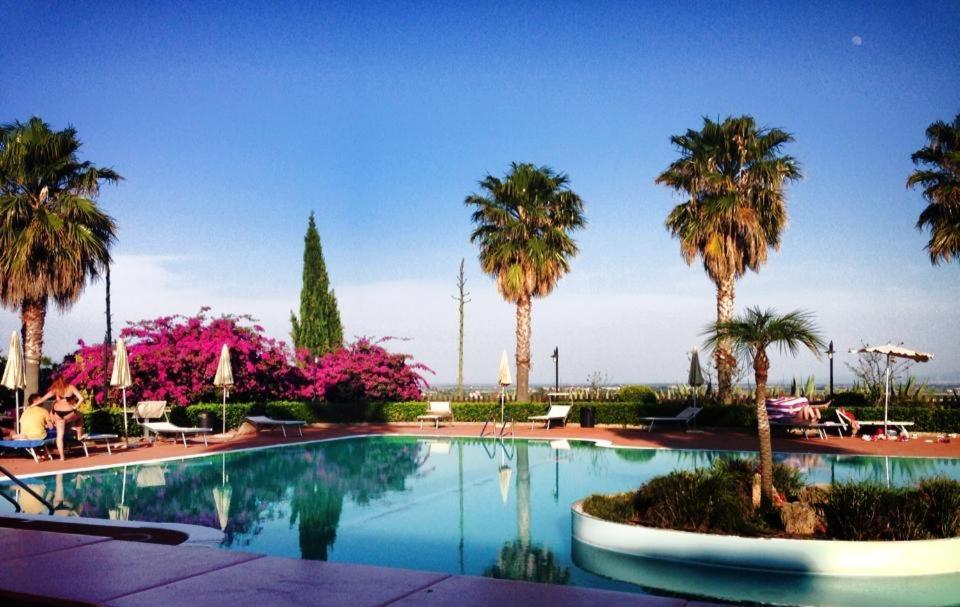 Tenuta Colle Degli Ulivi ซีบารี ภายนอก รูปภาพ